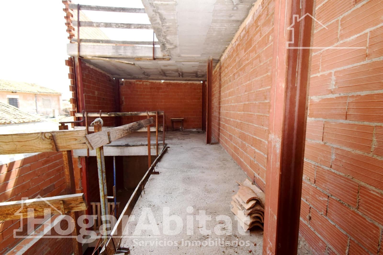 Casa de 3 habitaciones en Cheste en venta con garaje - 90.000 € (Ref: 9462431)