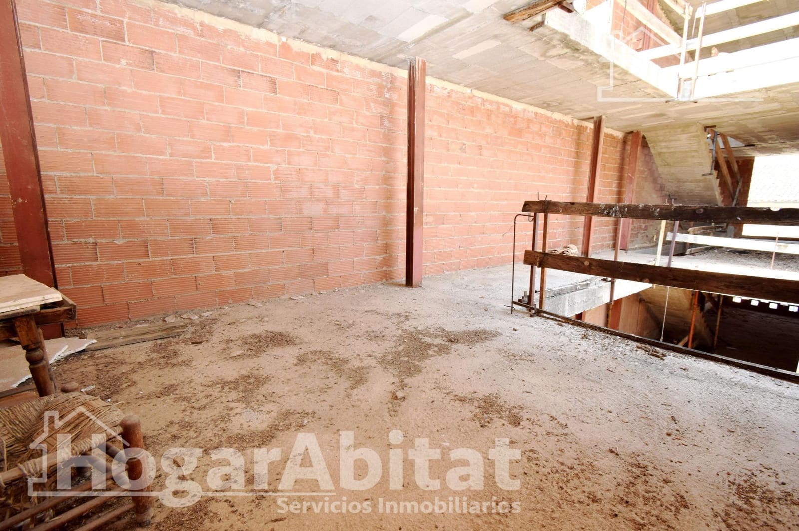 Casa de 3 habitaciones en Cheste en venta con garaje - 90.000 € (Ref: 9462431)