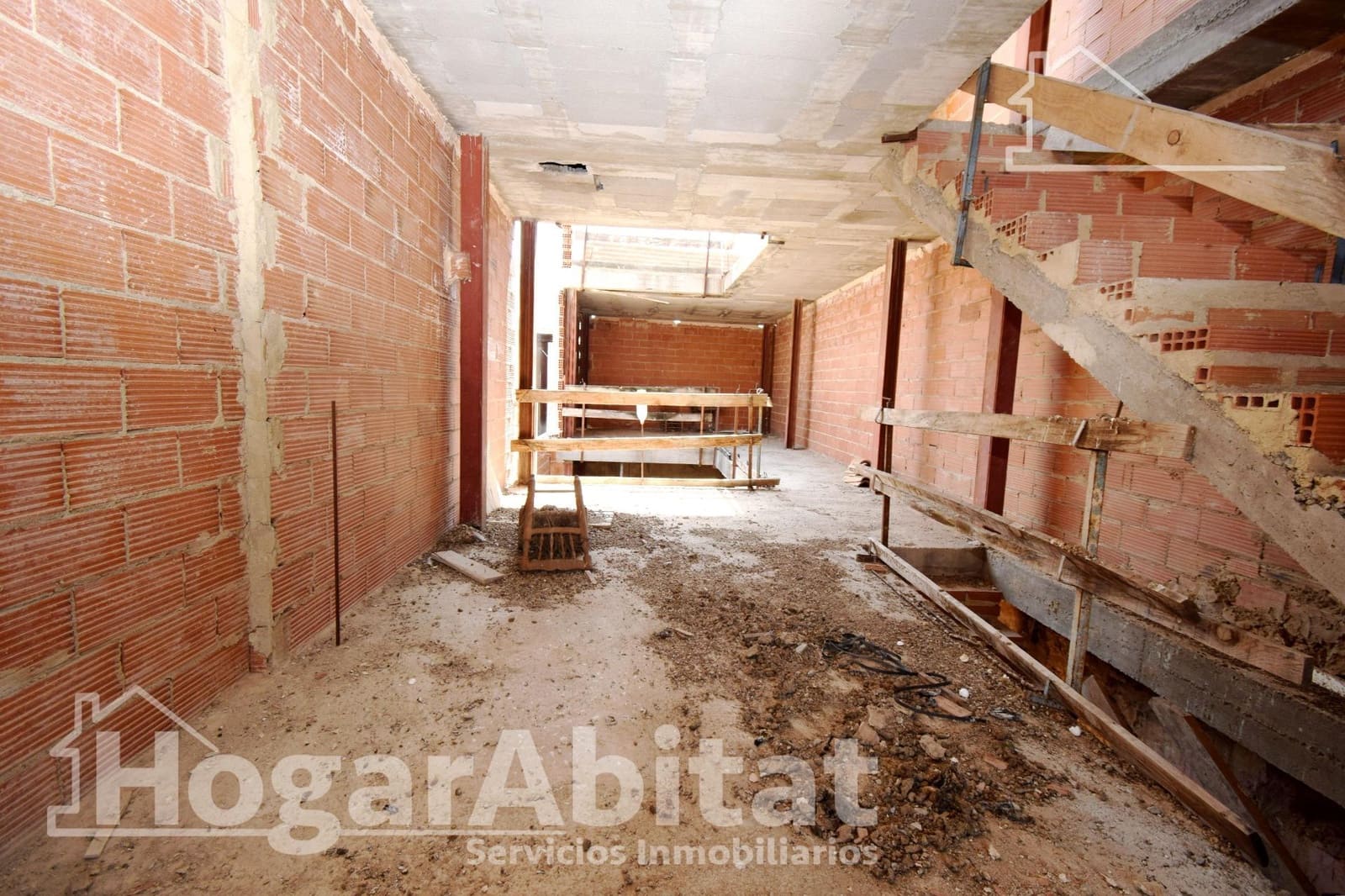 Casa de 3 habitaciones en Cheste en venta con garaje - 90.000 € (Ref: 9462431)