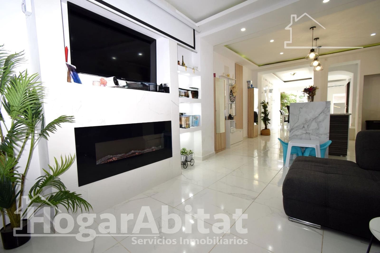 Casa de 5 habitaciones en Alginet en venta con piscina - 215.000 € (Ref: 9462433)