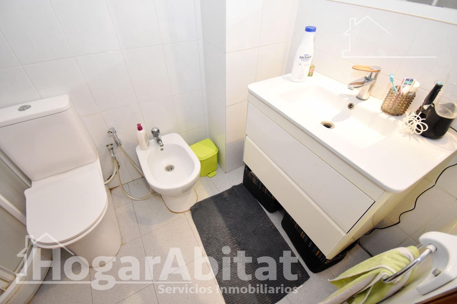 2 bedroom Flat for sale in Castello de la Plana with garage - € 150,000 (Ref: 9465798)