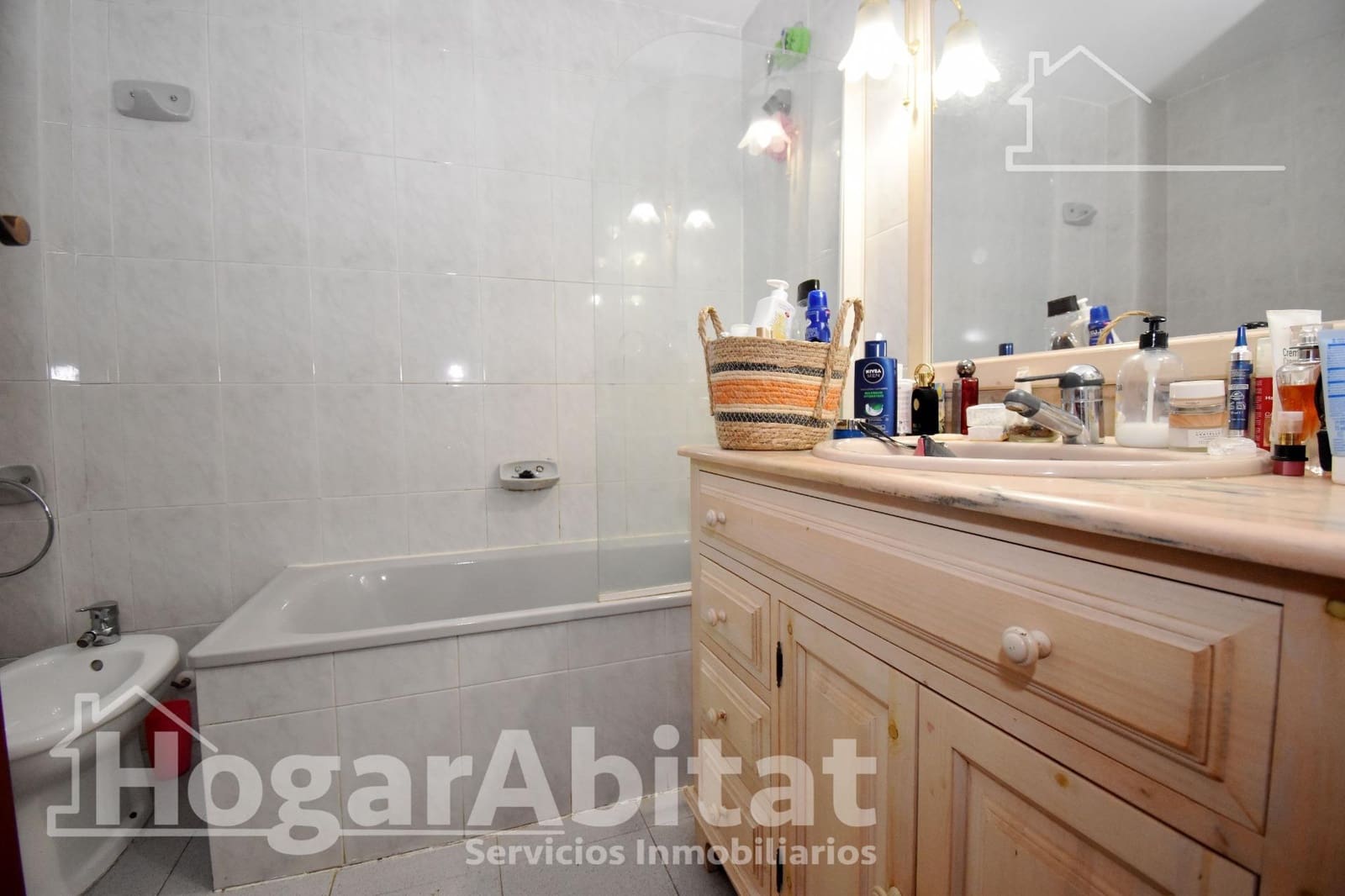 2 bedroom Flat for sale in Castello de la Plana with garage - € 150,000 (Ref: 9465798)