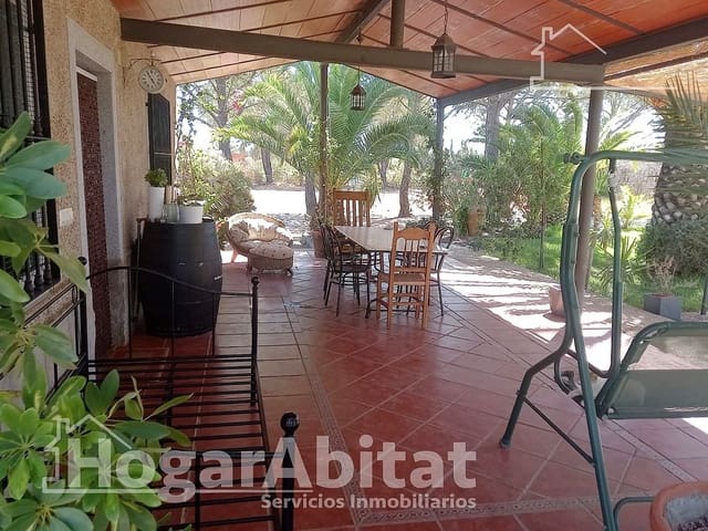 4 quarto Moradia para venda em Badajoz cidade com piscina garagem - 202 000 € (Ref: 9465802)