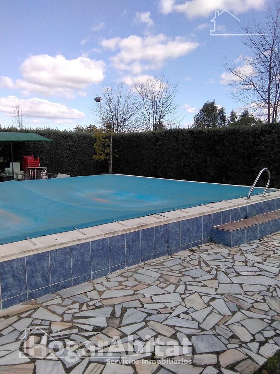 4 quarto Moradia para venda em Badajoz cidade com piscina garagem - 202 000 € (Ref: 9465802)