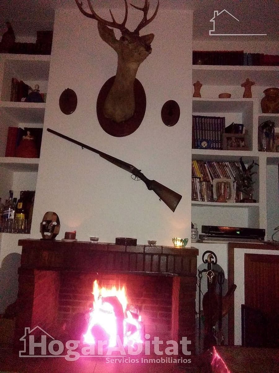 4 quarto Moradia para venda em Badajoz cidade com piscina garagem - 202 000 € (Ref: 9465802)