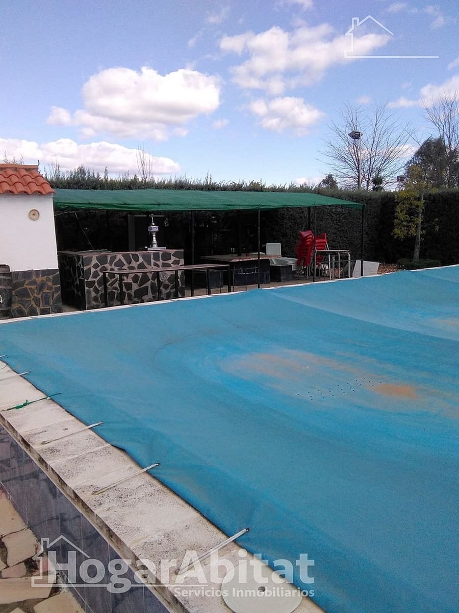 4 quarto Moradia para venda em Badajoz cidade com piscina garagem - 202 000 € (Ref: 9465802)