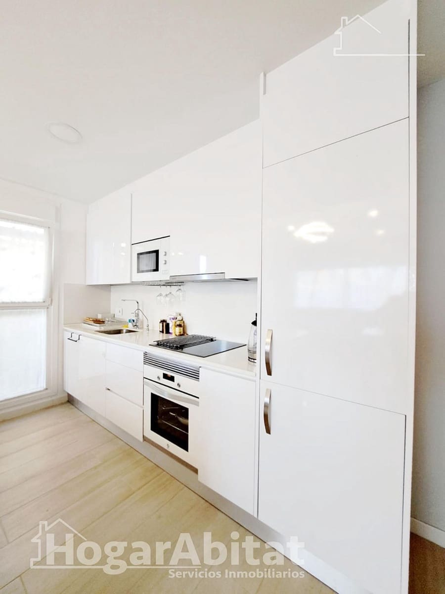 Chalet de 3 habitaciones en Pilar de la Horadada en venta con piscina garaje - 439.000 € (Ref: 9465809)