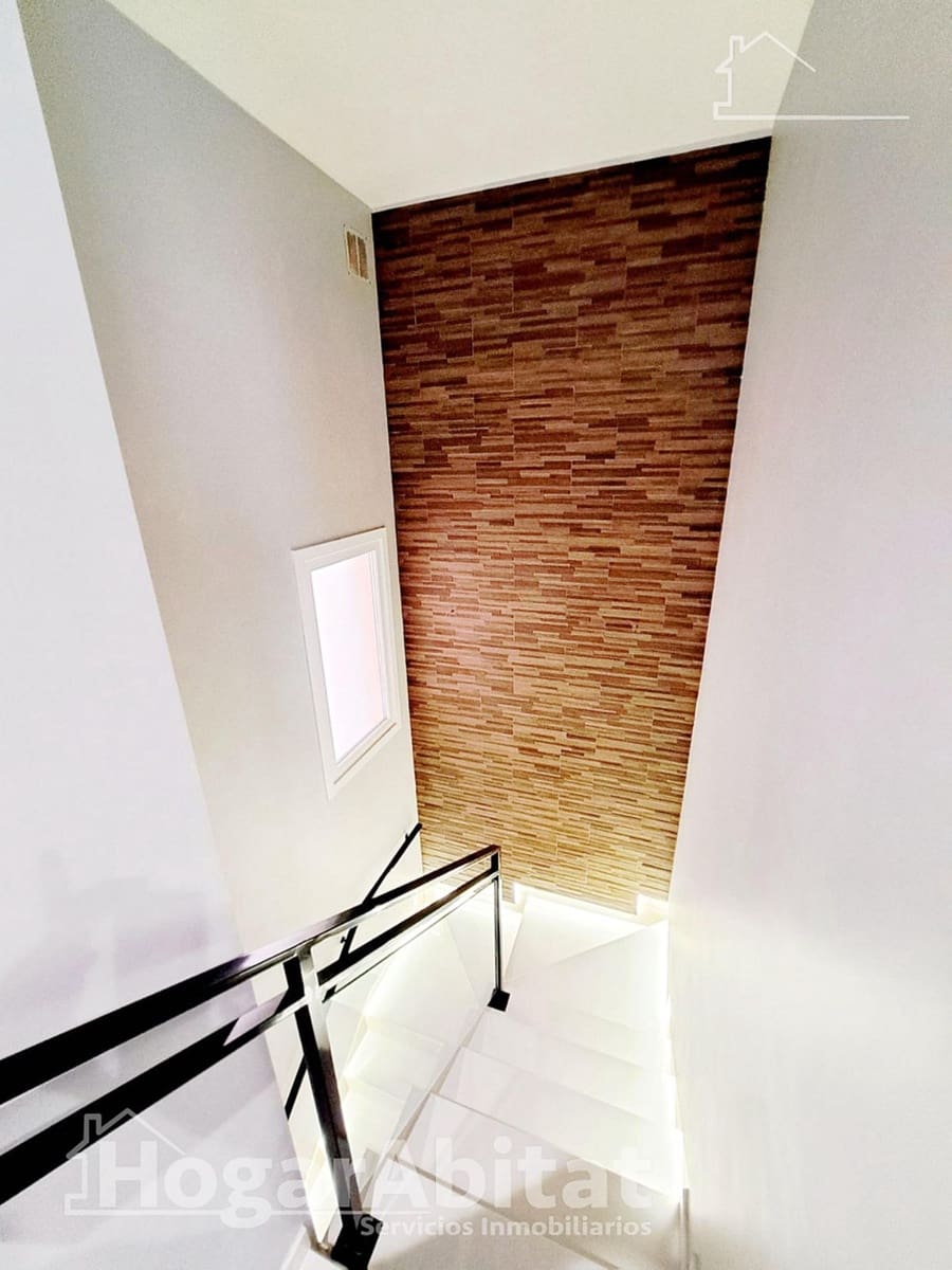 Chalet de 3 habitaciones en Pilar de la Horadada en venta con piscina garaje - 439.000 € (Ref: 9465809)