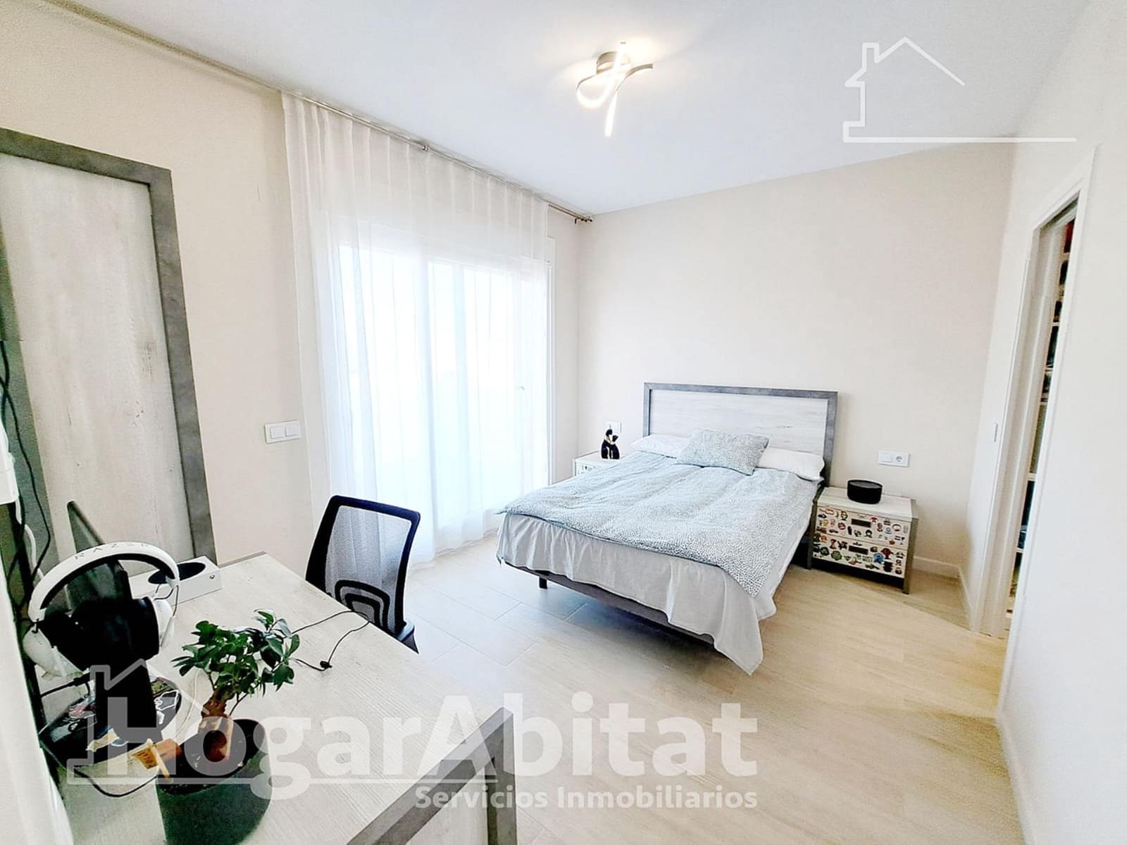 Chalet de 3 habitaciones en Pilar de la Horadada en venta con piscina garaje - 439.000 € (Ref: 9465809)