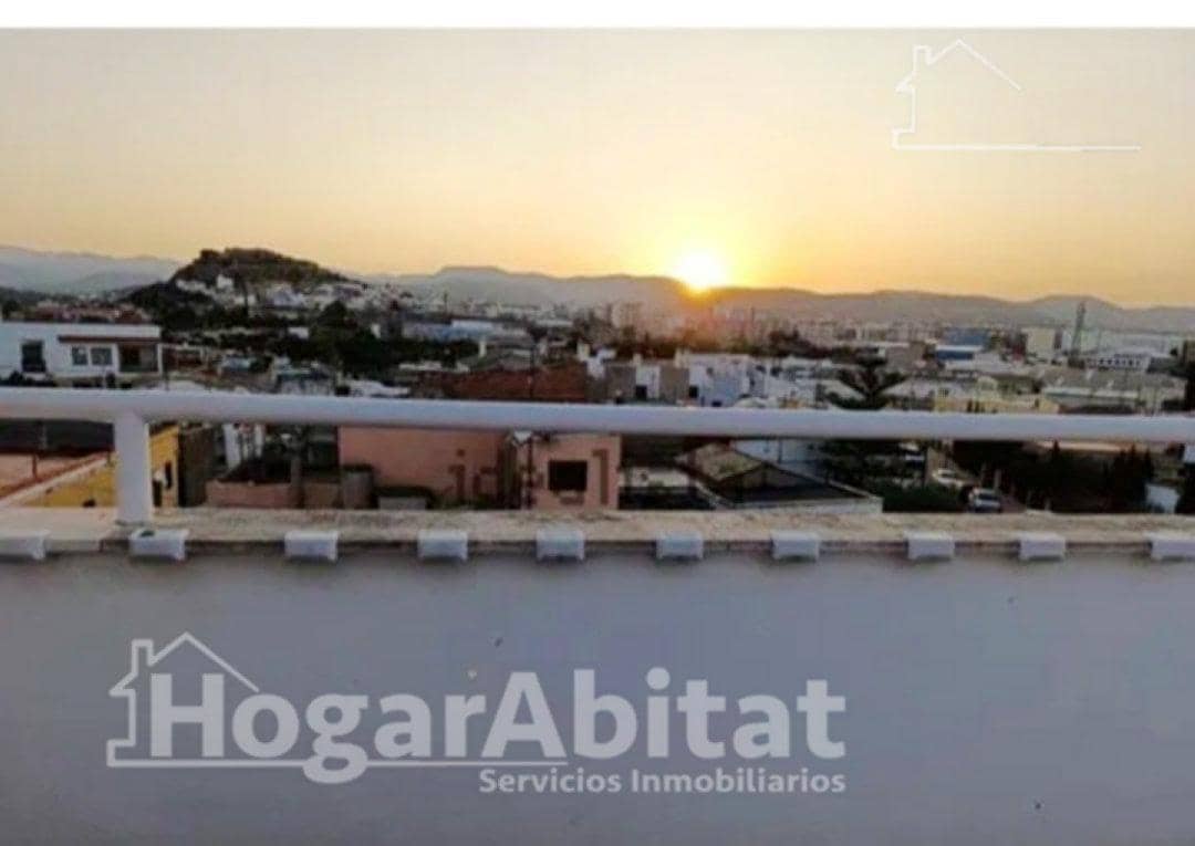 4 bedroom Terraced Villa for sale in Onda with garage - € 230,000 (Ref: 9465814)