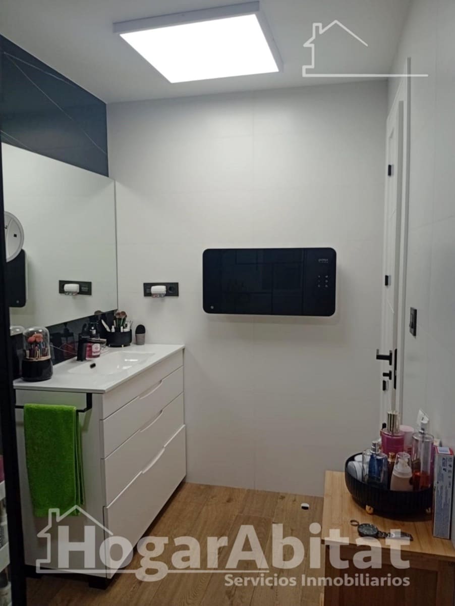 4 bedroom Terraced Villa for sale in Onda with garage - € 230,000 (Ref: 9465814)