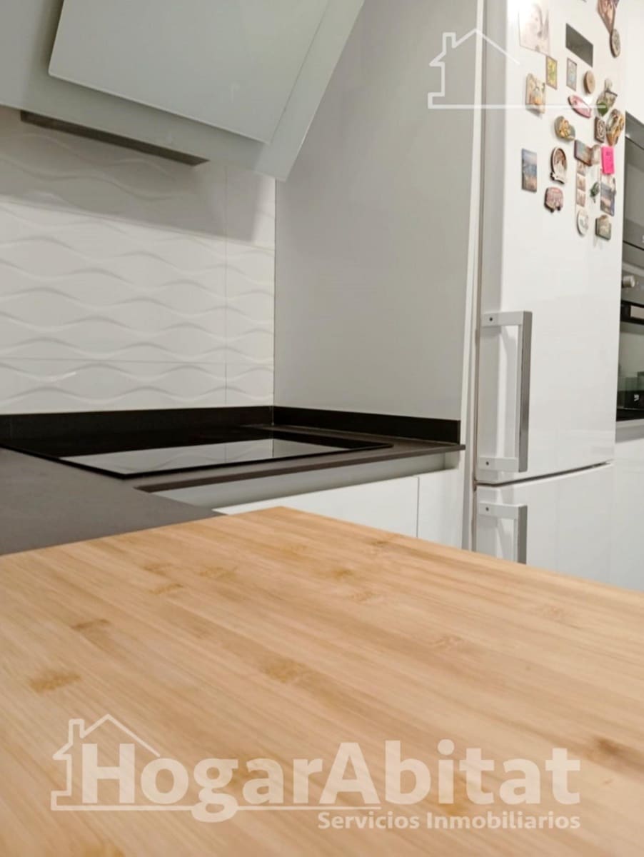 4 bedroom Terraced Villa for sale in Onda with garage - € 230,000 (Ref: 9465814)