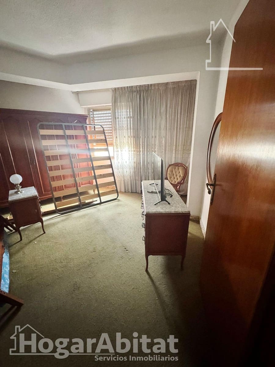 3 makuuhuone Asunto myytävänä paikassa Castello de la Plana - 129 000 € (Ref: 9465816)