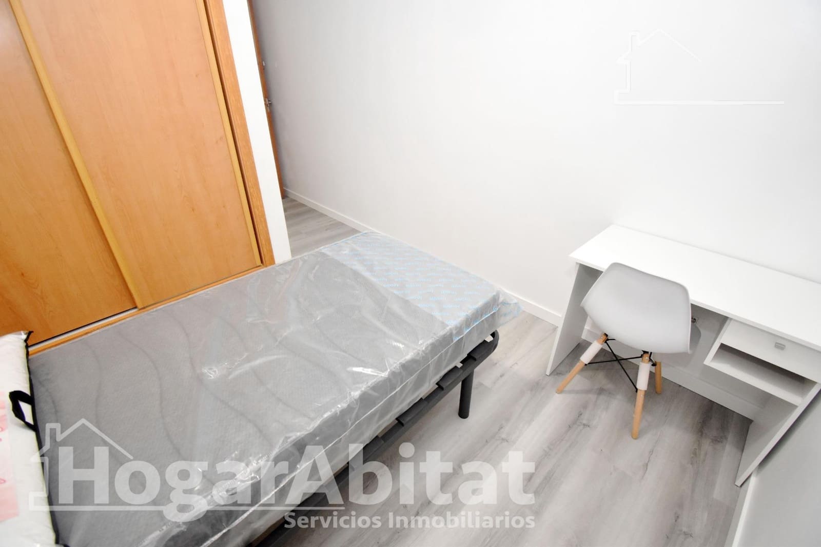 4 Zimmer Wohnung zu verkaufen in Castello de la Plana mit Garage - 220.000 € (Ref: 9465820)