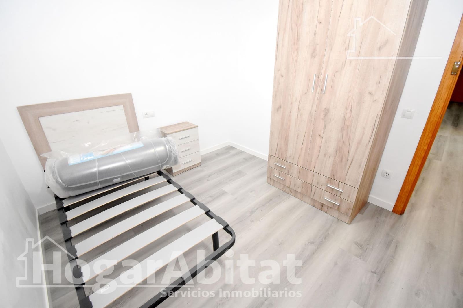 4 Zimmer Wohnung zu verkaufen in Castello de la Plana mit Garage - 220.000 € (Ref: 9465820)