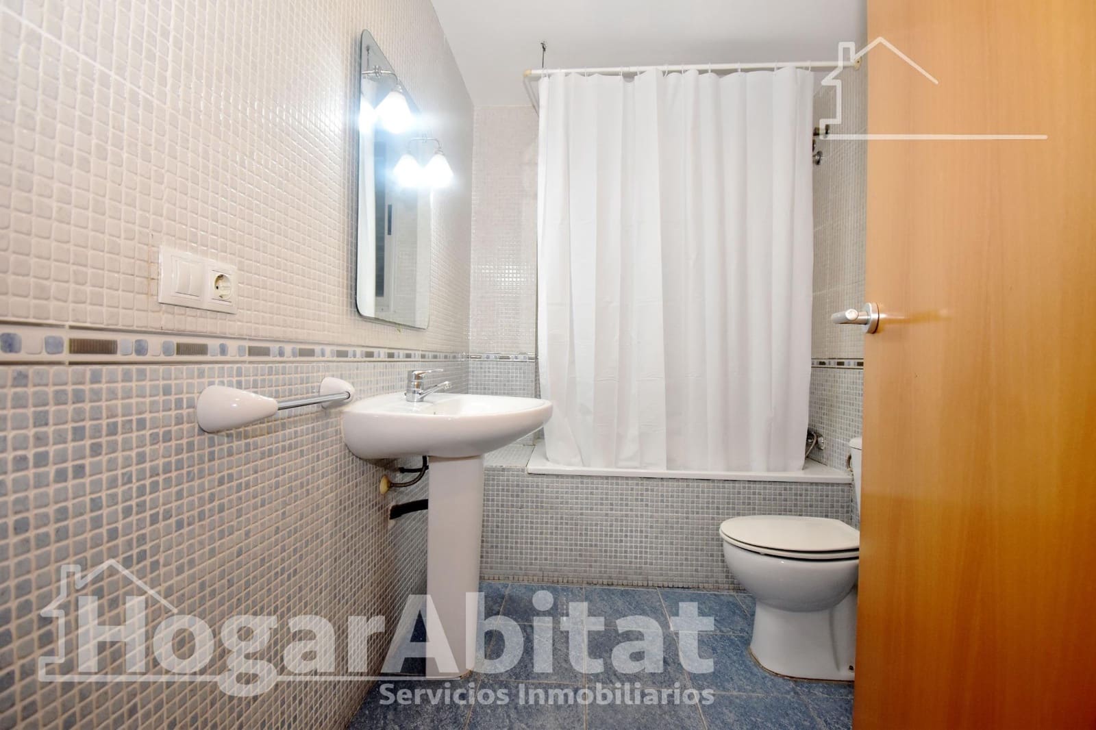 4 Zimmer Wohnung zu verkaufen in Castello de la Plana mit Garage - 220.000 € (Ref: 9465820)