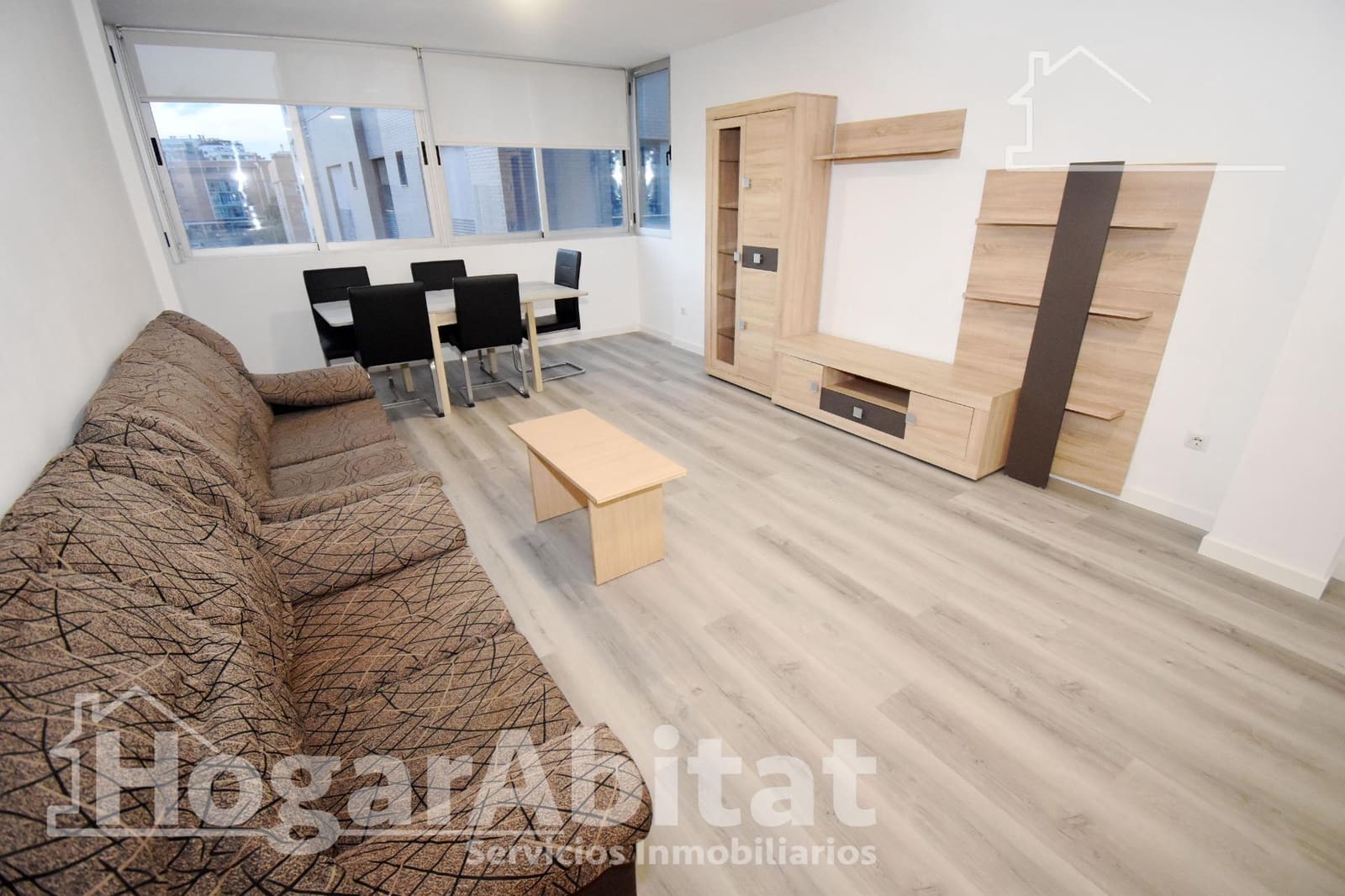 4 bedroom Flat for sale in Castello de la Plana with garage - € 215,000 (Ref: 9465821)