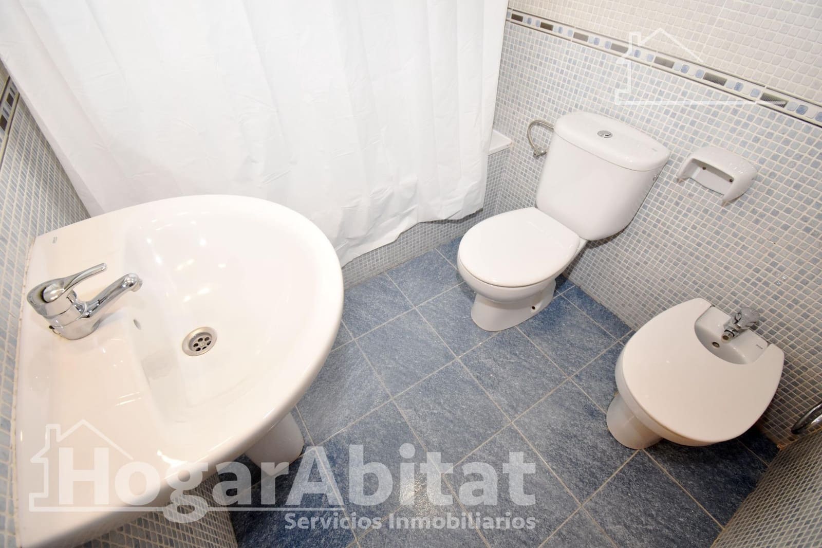 4 bedroom Flat for sale in Castello de la Plana with garage - € 215,000 (Ref: 9465821)