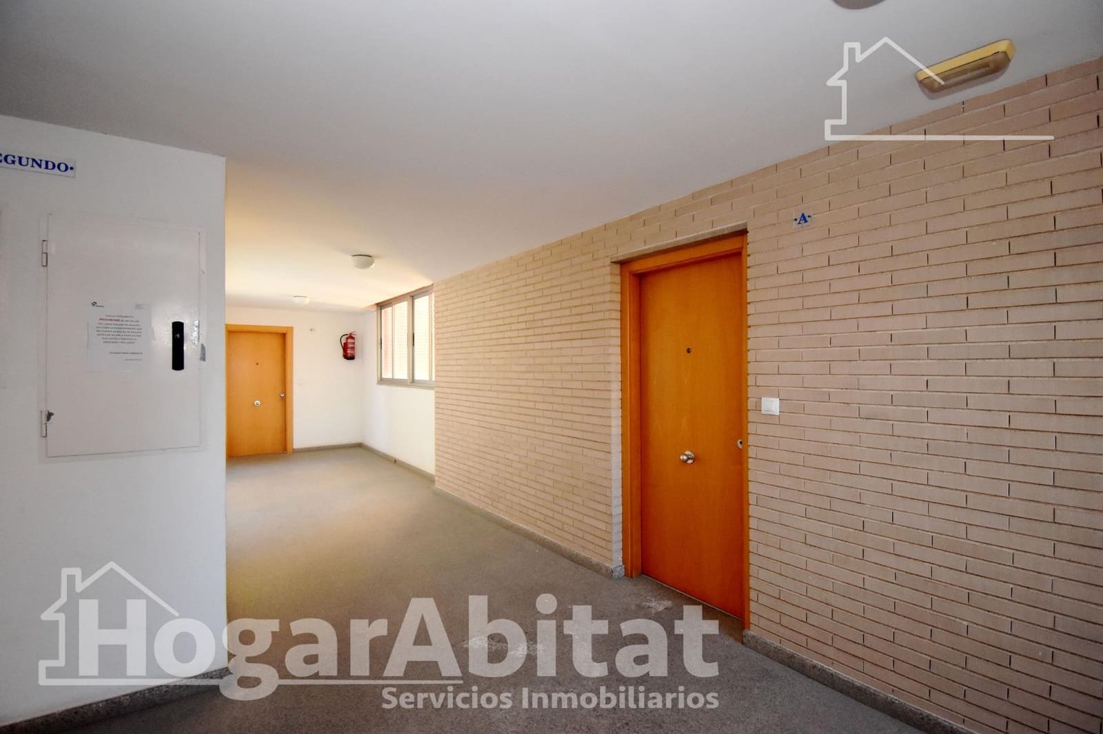 4 bedroom Flat for sale in Castello de la Plana with garage - € 215,000 (Ref: 9465821)