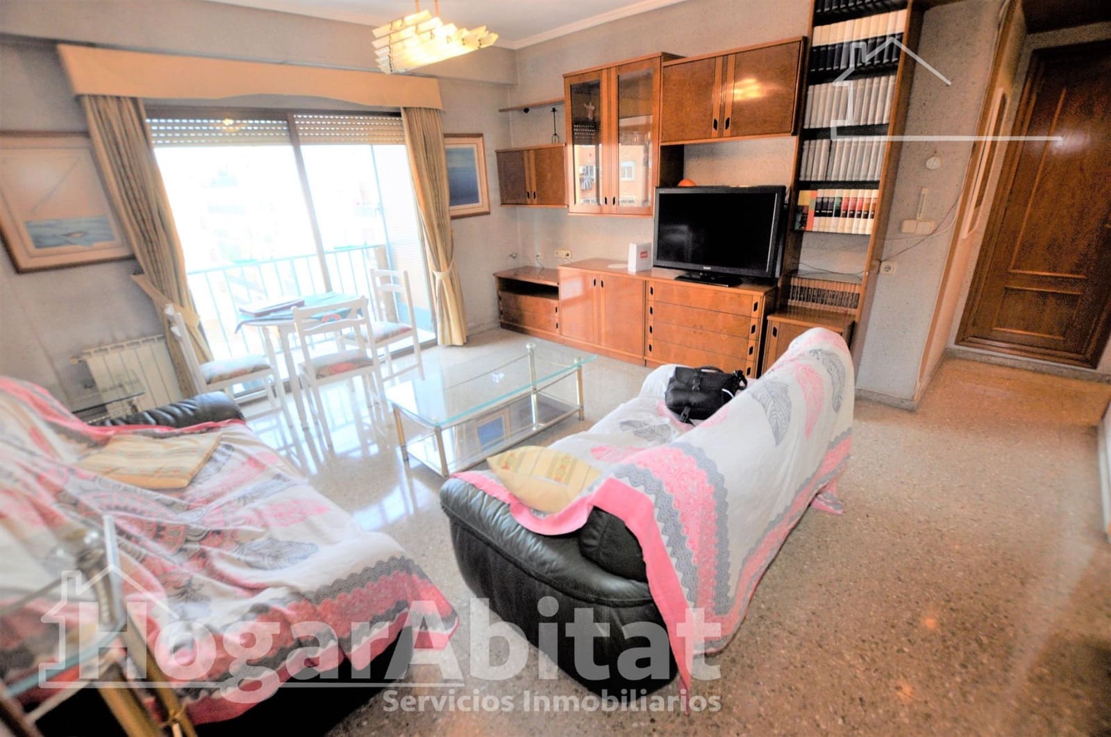Piso de 3 habitaciones en València ciudad en venta con garaje - 280.000 € (Ref: 9465822)