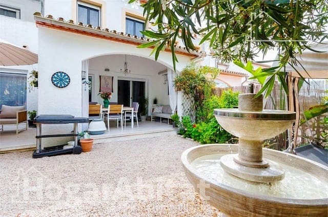 3 bedroom Terraced Villa for sale in Monte Pedreguer, Pedreguer with pool - € 315,000 (Ref: 9465826)