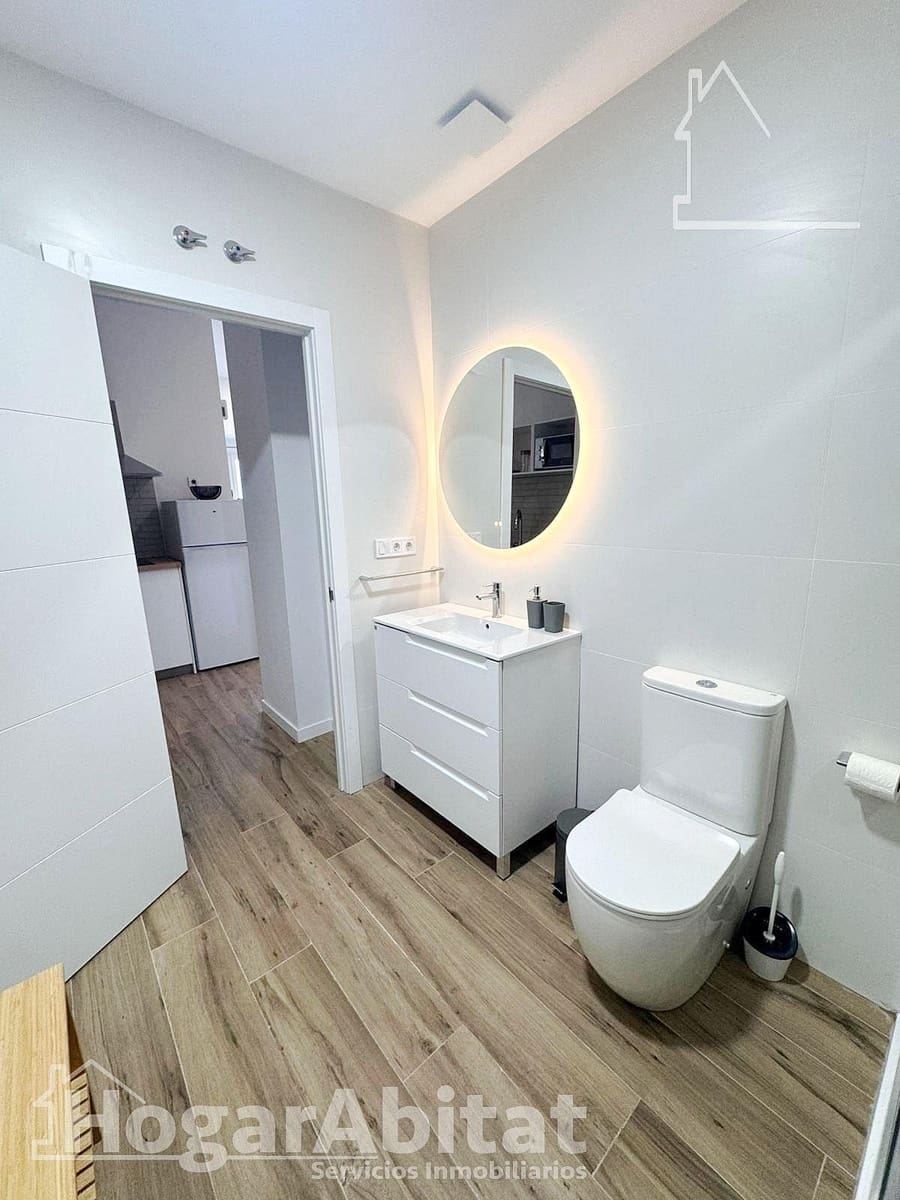 1 bedroom Flat for sale in Valencia city - € 185,000 (Ref: 9465827)