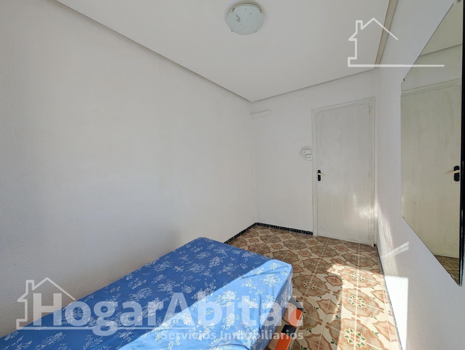 3 bedroom Flat for sale in Santa Pola - € 139,000 (Ref: 9465828)