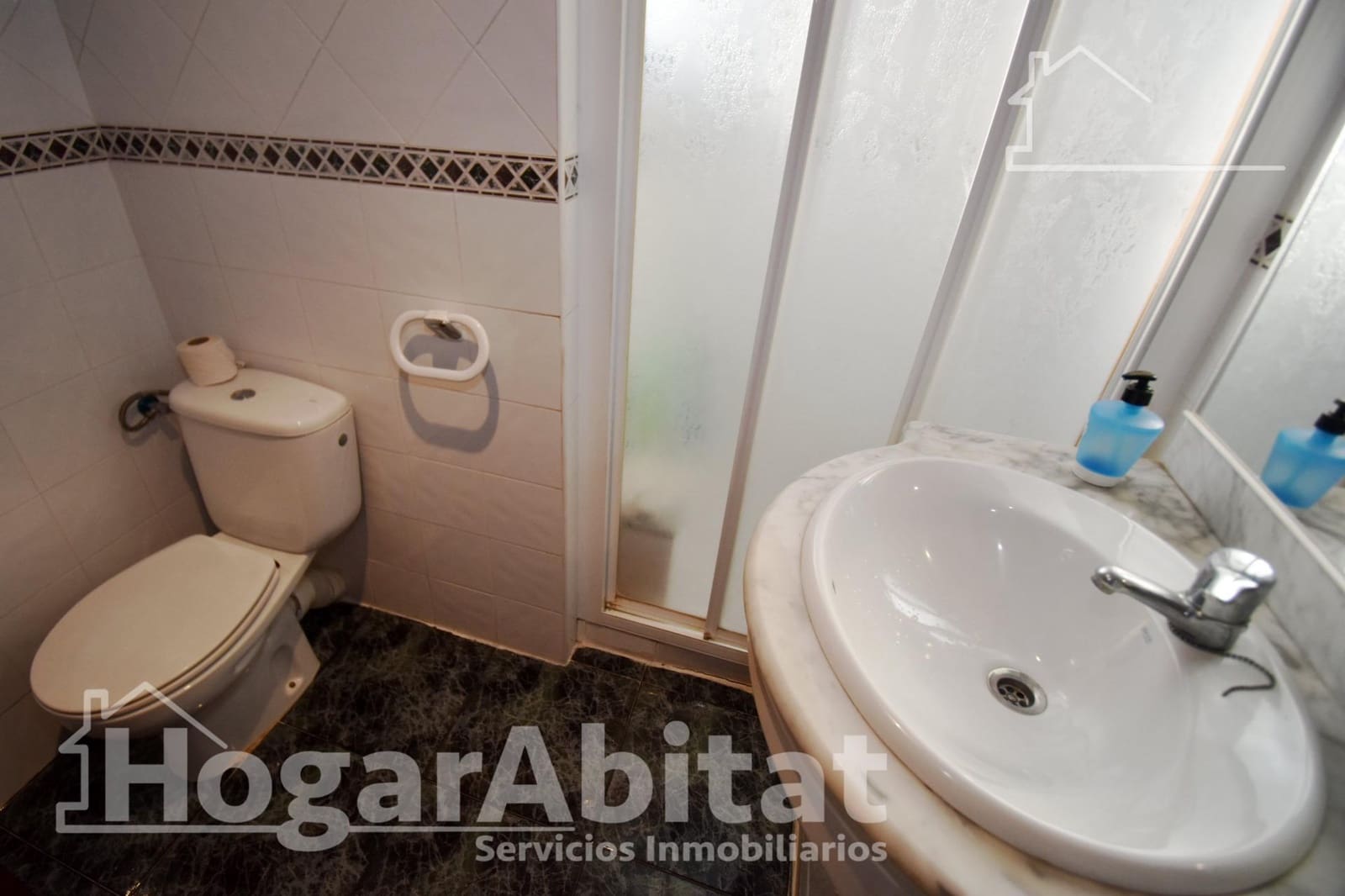 4 bedroom Flat for sale in Castello de la Plana with garage - € 150,000 (Ref: 9465832)