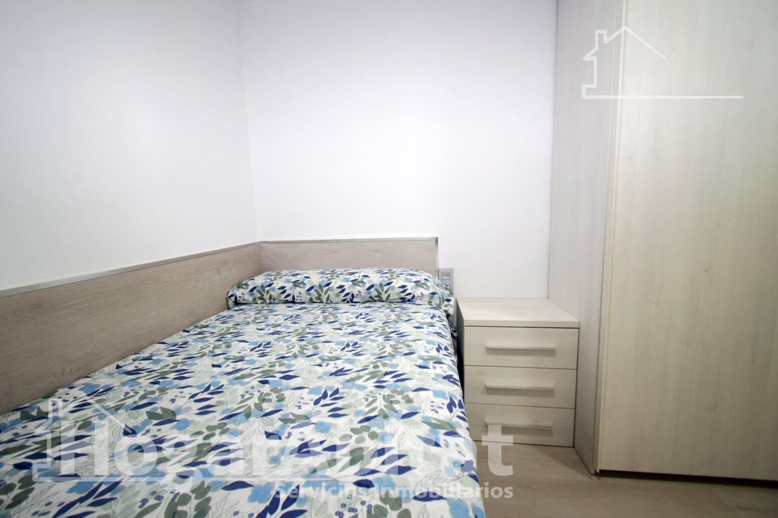 Piso de 3 habitaciones en Paterna en venta - 199.000 € (Ref: 9465835)