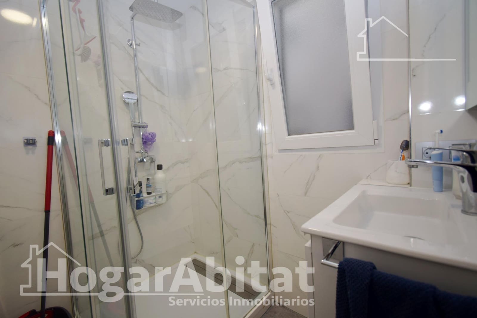 Piso de 3 habitaciones en Paterna en venta - 199.000 € (Ref: 9465835)