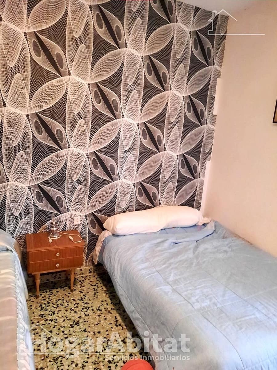 Casa de 5 habitaciones en Villena en venta con garaje - 160.000 € (Ref: 9465838)