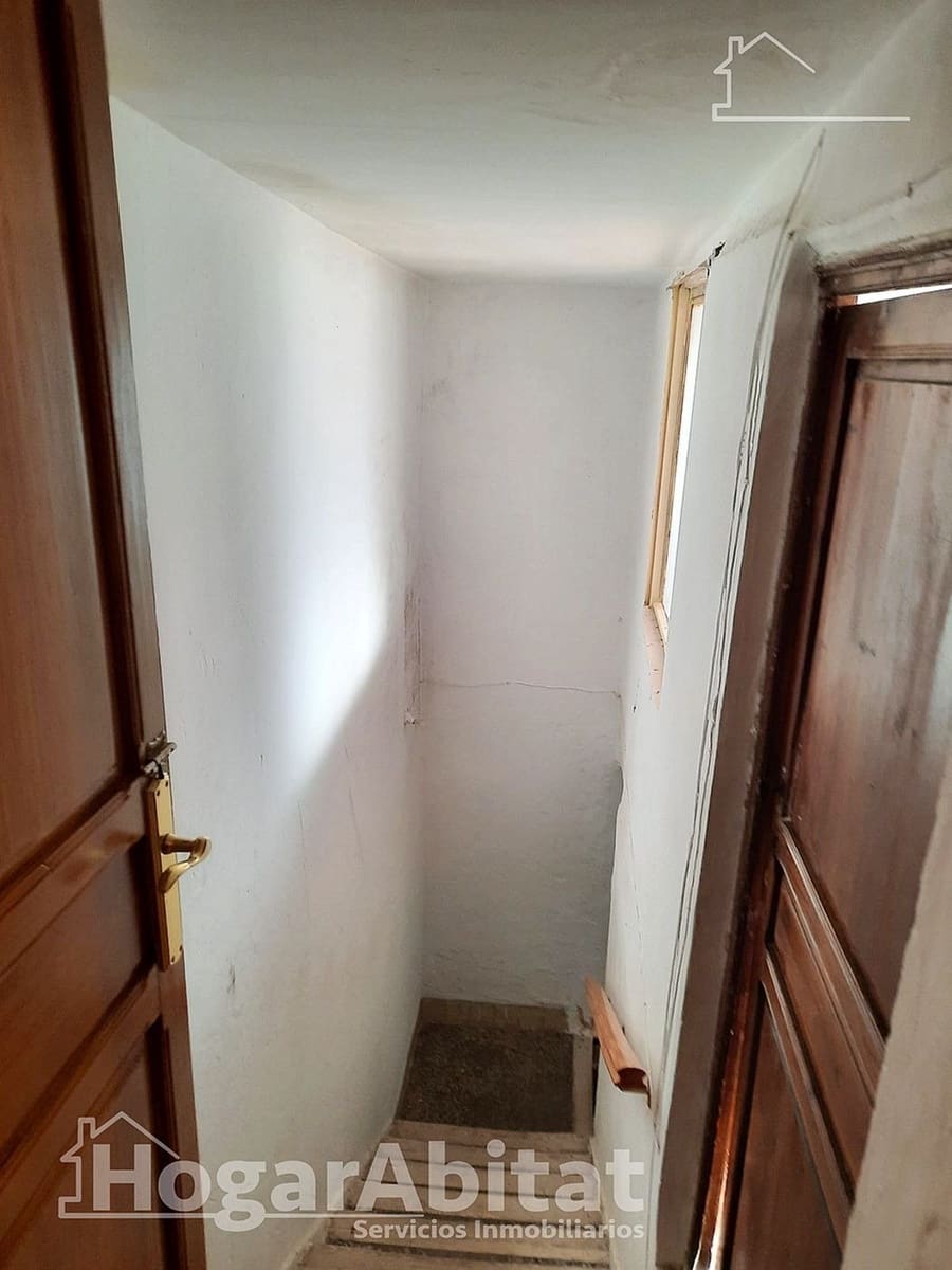 Casa de 5 habitaciones en Villena en venta con garaje - 160.000 € (Ref: 9465838)