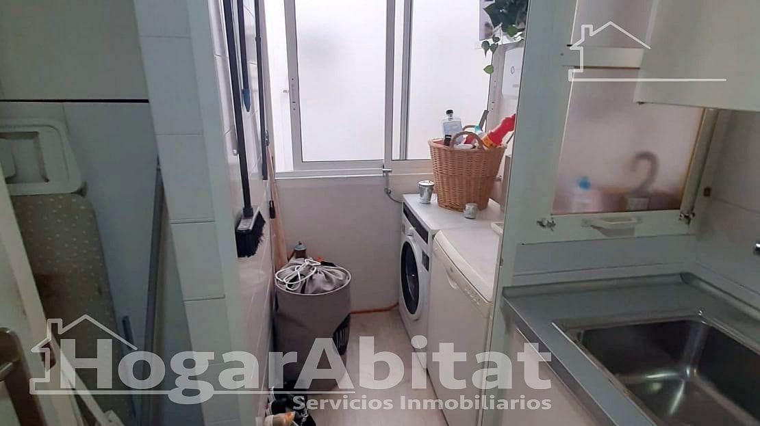 Piso de 3 habitaciones en Torrevieja en venta con garaje - 255.000 € (Ref: 9468630)