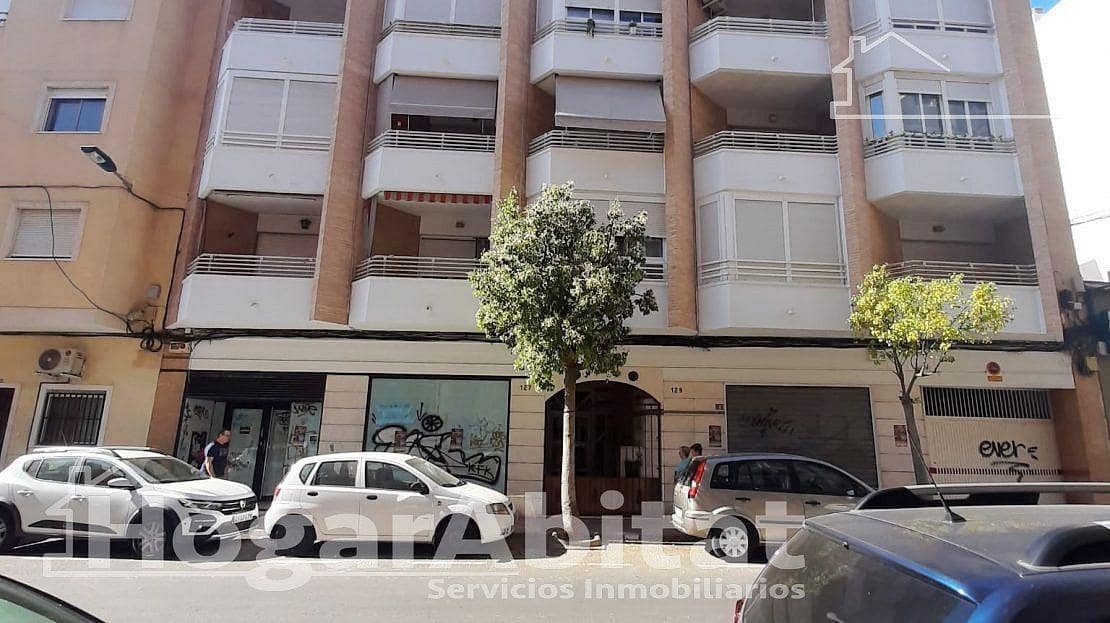 Piso de 3 habitaciones en Torrevieja en venta con garaje - 255.000 € (Ref: 9468630)