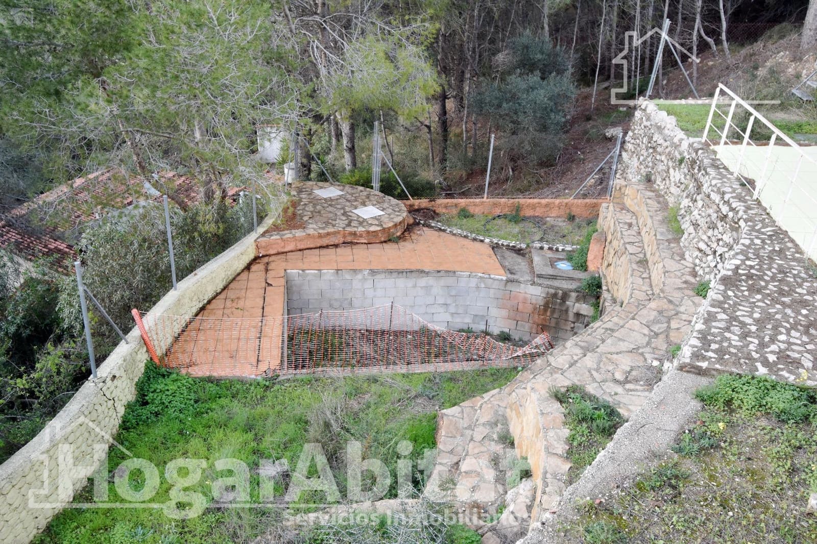 Chalet de 3 habitaciones en Almiserat / Almiserà en venta con piscina garaje - 170.000 € (Ref: 9468634)