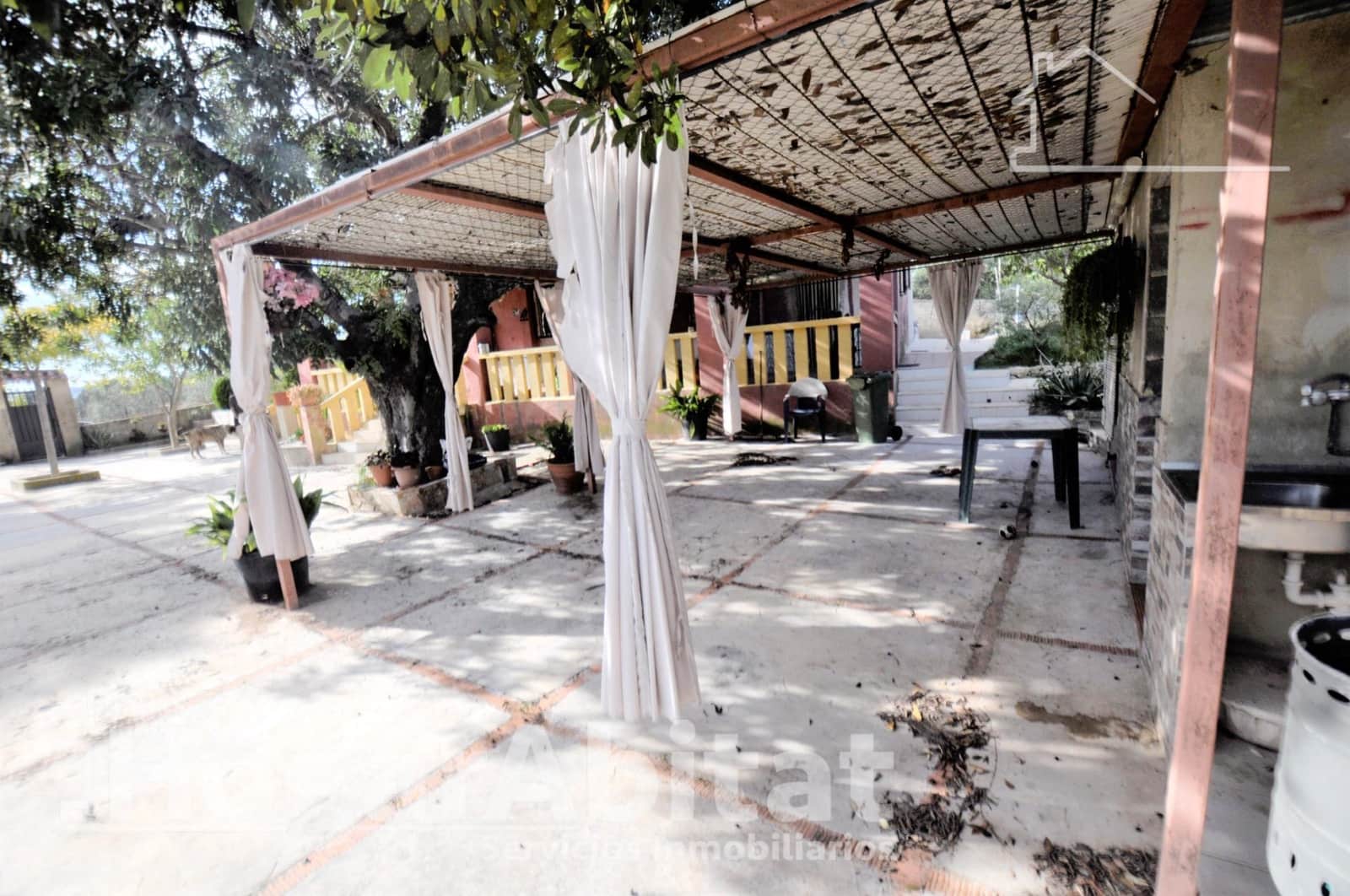 4 quarto Moradia para venda em Godelleta com piscina garagem - 180 000 € (Ref: 9468641)