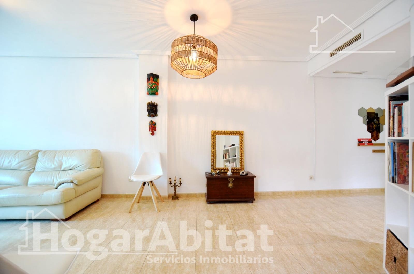 2 slaapkamer Flat te koop in Simat de la Valldigna met zwembad - € 98.000 (Ref: 9468642)