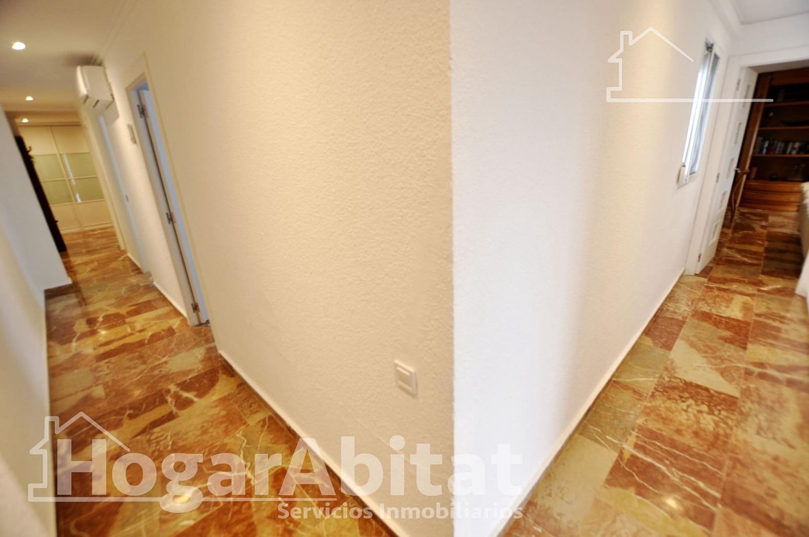 3 bedroom Flat for sale in Valencia city - € 450,000 (Ref: 9468643)