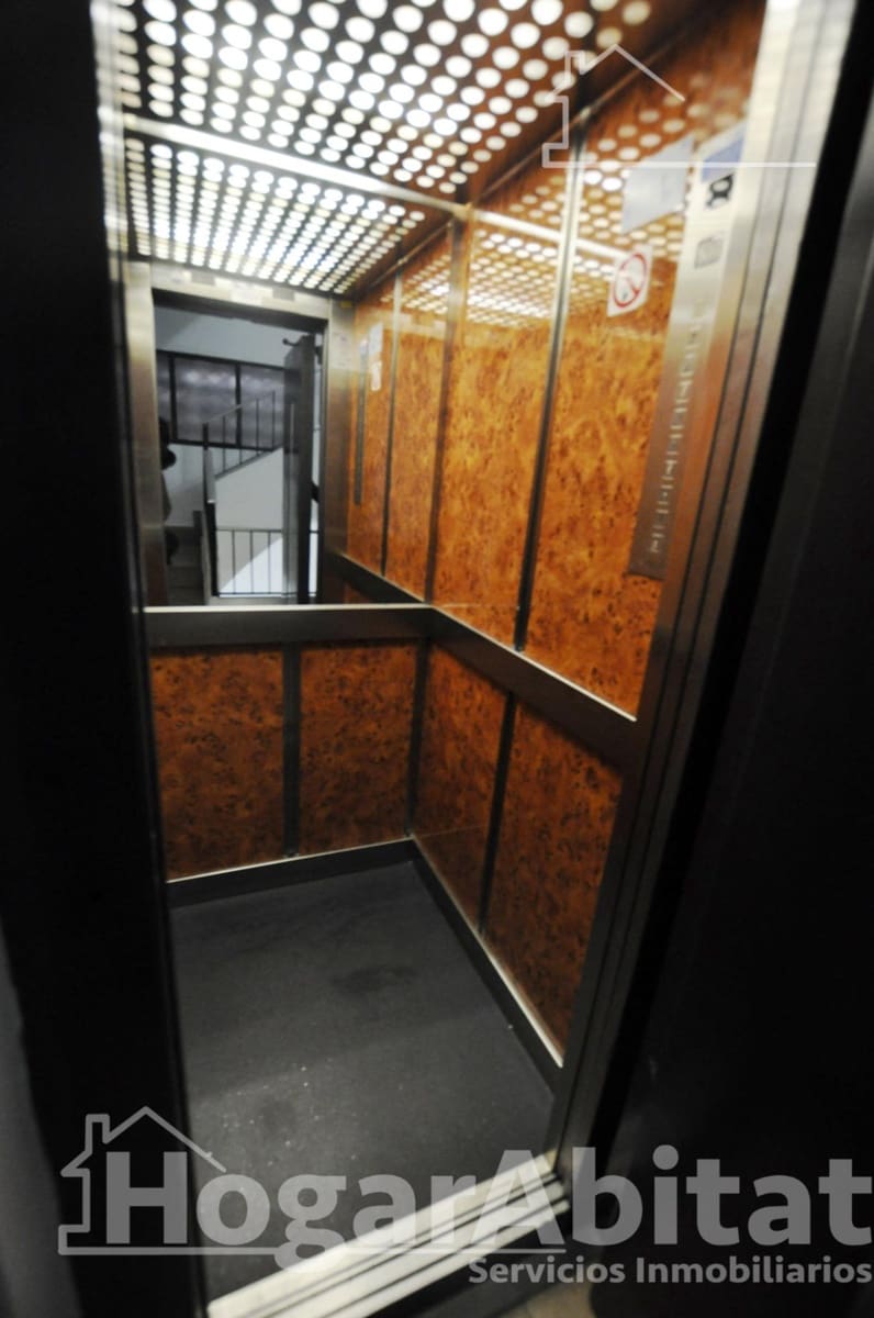 3 slaapkamer Flat te koop in Valencia stad - € 350.000 (Ref: 9468644)