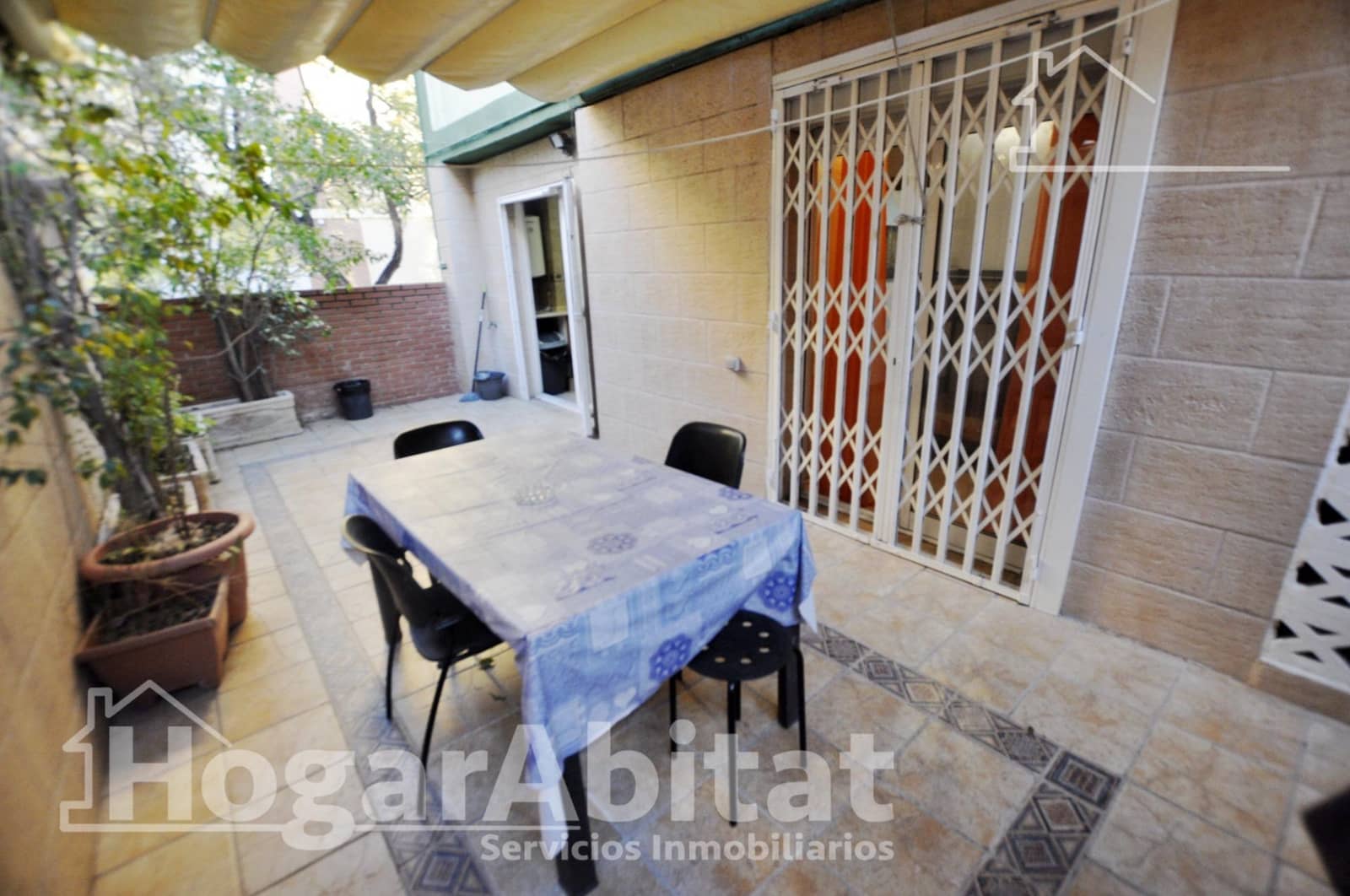 3 slaapkamer Flat te koop in Valencia stad - € 350.000 (Ref: 9468644)