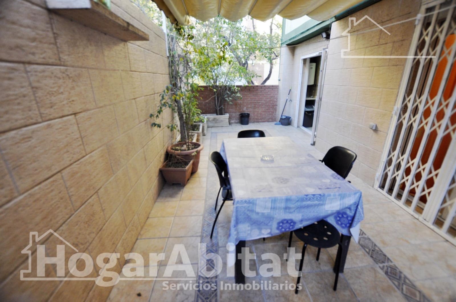 3 slaapkamer Flat te koop in Valencia stad - € 350.000 (Ref: 9468644)