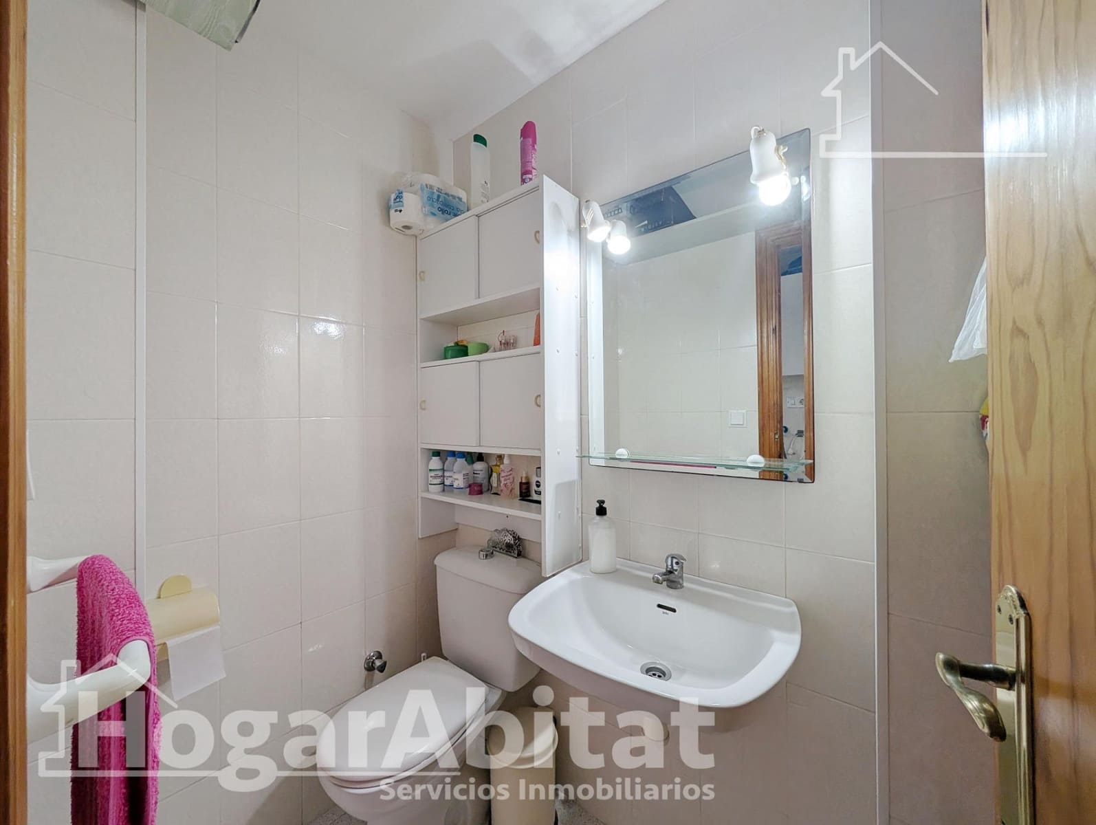 3 bedroom Flat for sale in Arenales del Sol with garage - € 288,000 (Ref: 9468645)