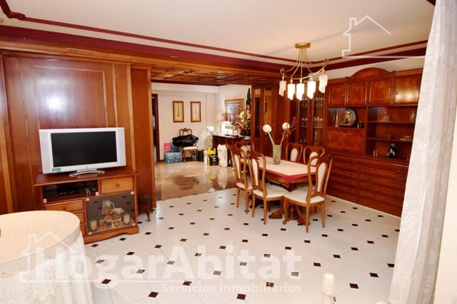 4 bedroom Flat for sale in Silla - € 220,000 (Ref: 9468648)