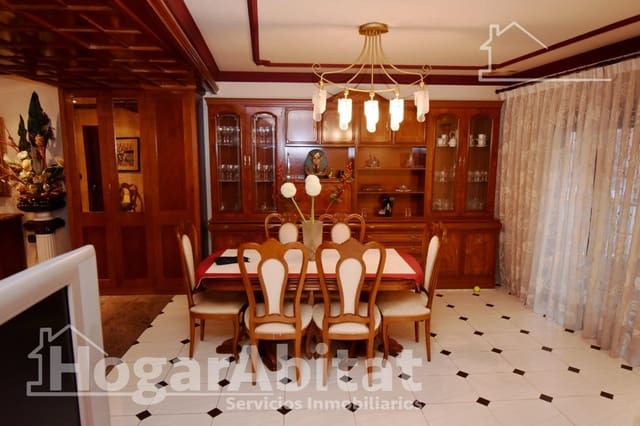 4 bedroom Flat for sale in Silla - € 220,000 (Ref: 9468648)