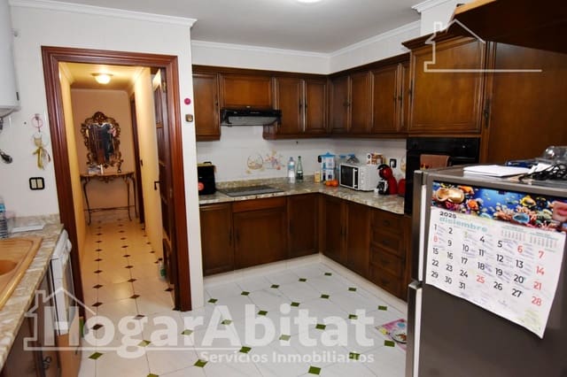 4 bedroom Flat for sale in Silla - € 220,000 (Ref: 9468648)