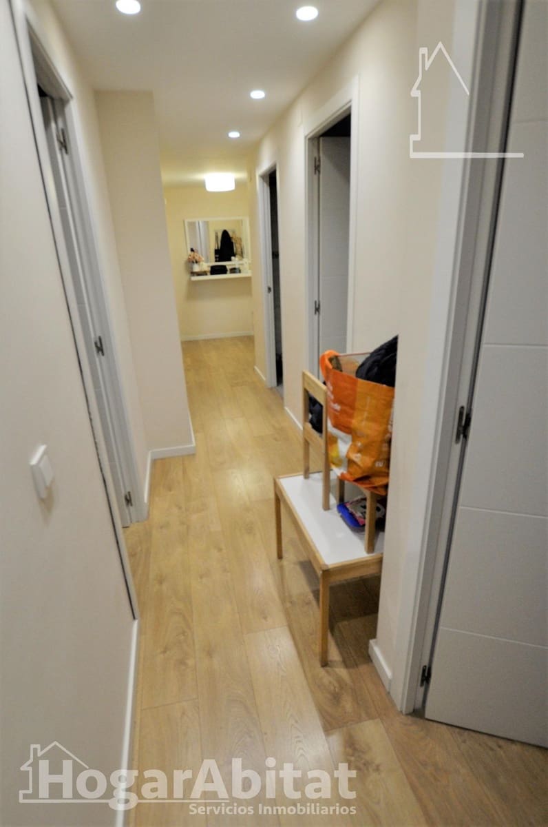 Piso de 3 habitaciones en Aldaia en venta con garaje - 209.000 € (Ref: 9468649)