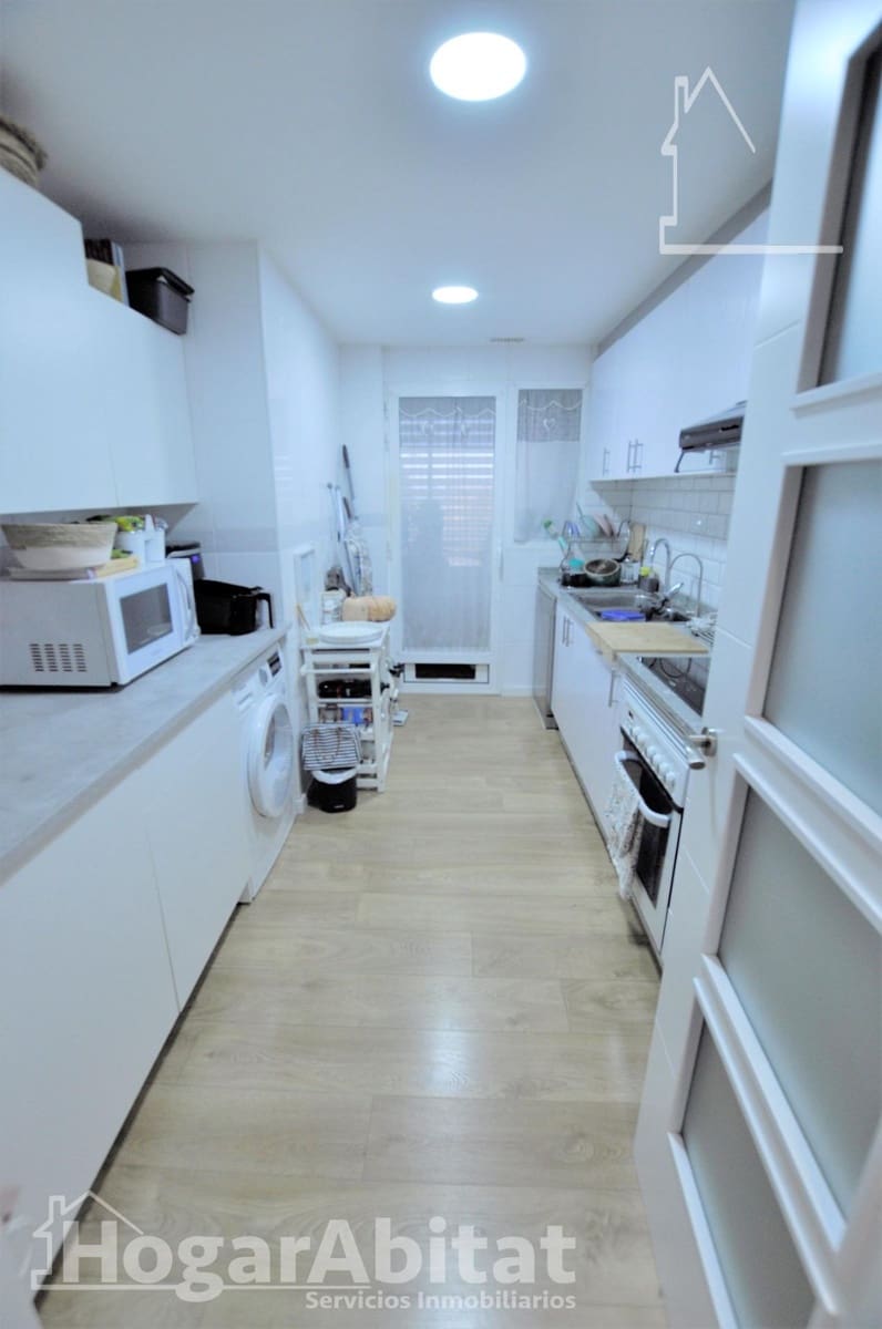 3 slaapkamer Flat te koop in Aldaia met garage - € 209.000 (Ref: 9468649)