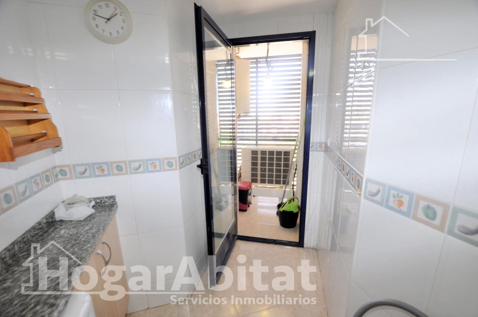 2 soveværelse Lejlighed til salg i Valencia by med swimmingpool garage - € 246.000 (Ref: 9468656)