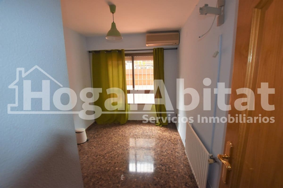 4 Zimmer Wohnung zu verkaufen in Valencia Stadt mit Garage - 512.000 € (Ref: 9468657)