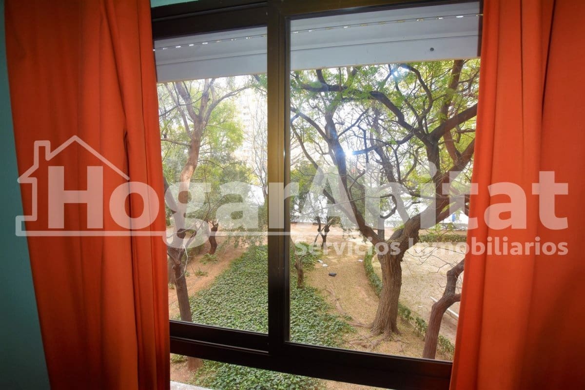 4 Zimmer Wohnung zu verkaufen in Valencia Stadt mit Garage - 512.000 € (Ref: 9468657)